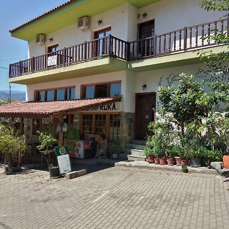 كالامباكا Koka Roka Rooms المظهر الخارجي الصورة